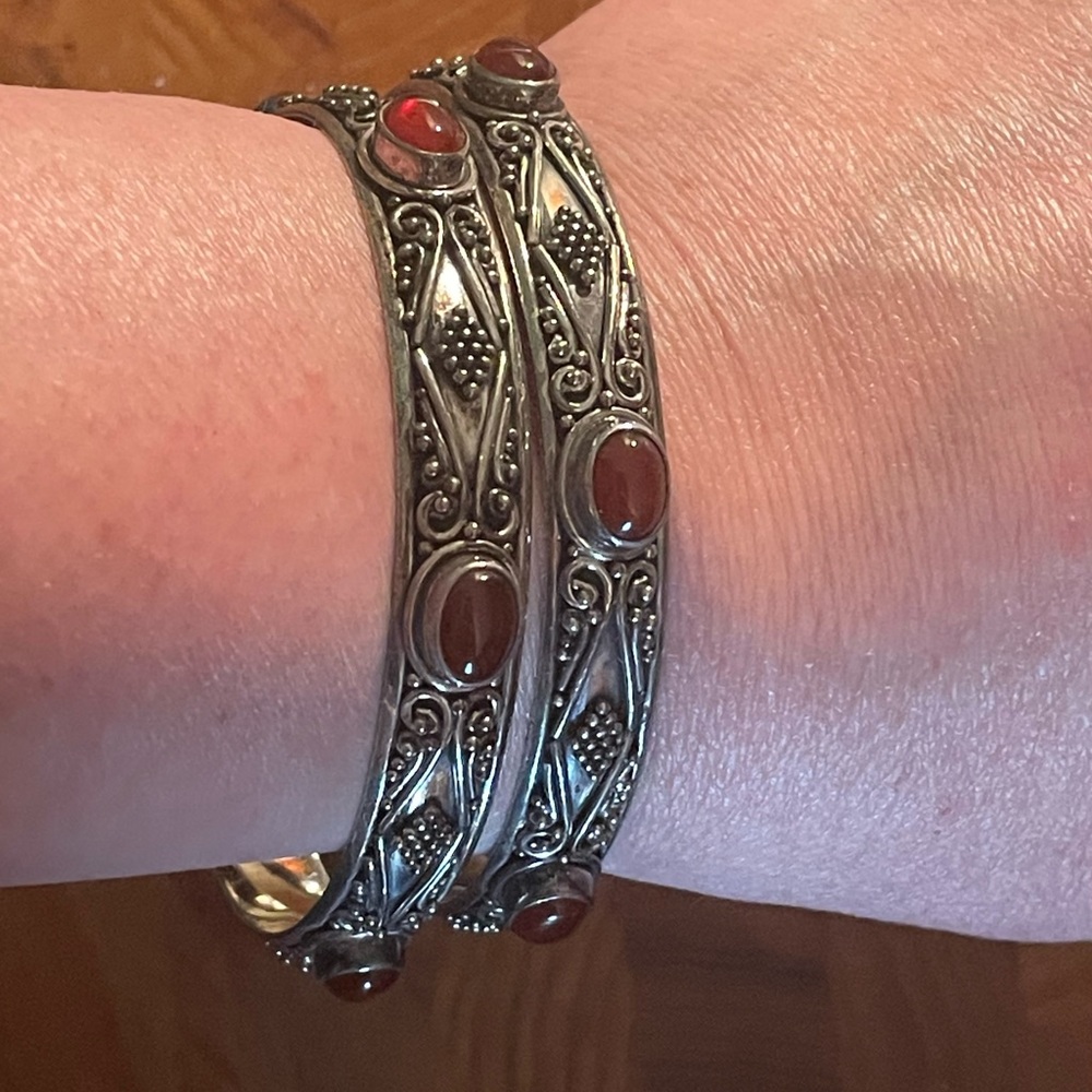 Vintage Bali Indonesian Carnelian Bangle Bracelet Set Of 2. Sterling Silver 925